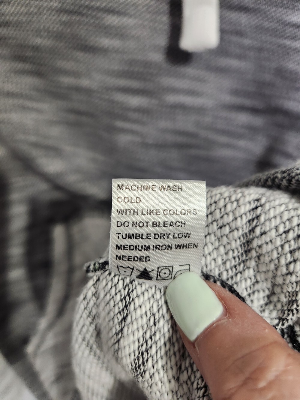 Free Planet Grey Heatherd Hoodie, Size Medium - Picture 4 of 7